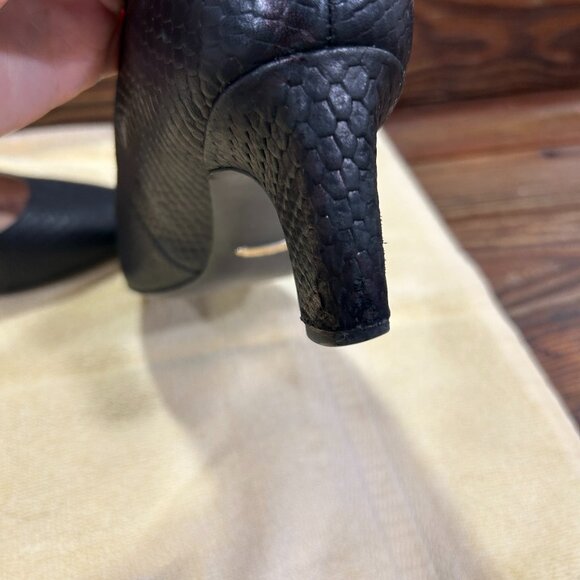 Vionic Textured Heels 7.5M - Picture 4 of 10